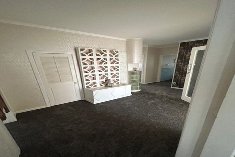 Photo of property in 22 Monarch Avenue, Hillcrest, Auckland, 0627