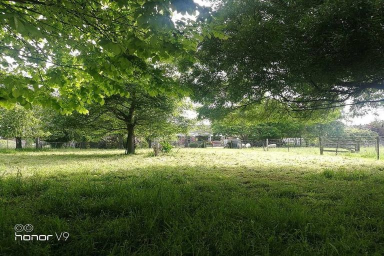 Photo of property in 72 Parsonage Road, Waimate, 7978