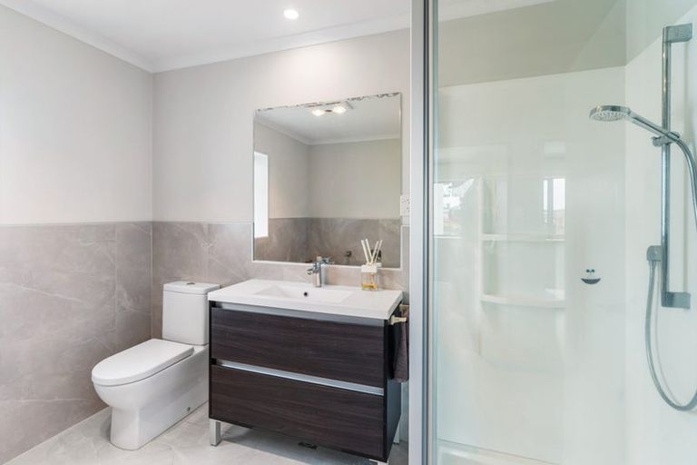 Photo of property in 1 Danga Lane, Hobsonville, Auckland, 0616