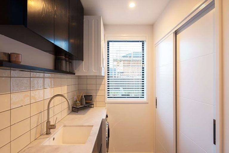 Photo of property in 42 Jack Hanley Drive, Jacks Point, Queenstown, 9371