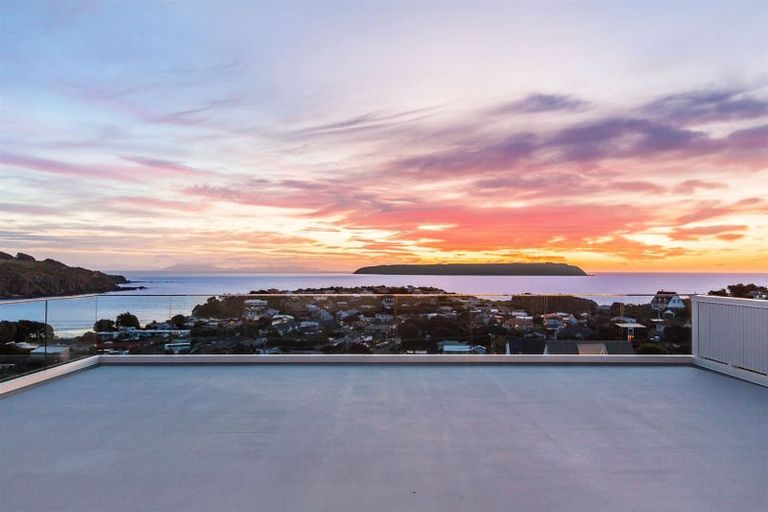 Photo of property in 27 Herewini Street, Titahi Bay, Porirua, 5022