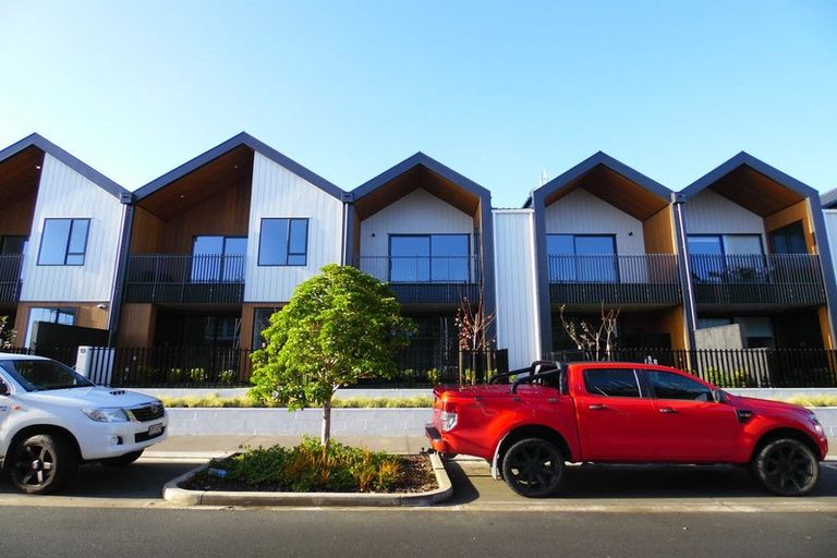 Photo of property in 7/117 Buckley Avenue, Hobsonville, Auckland, 0616