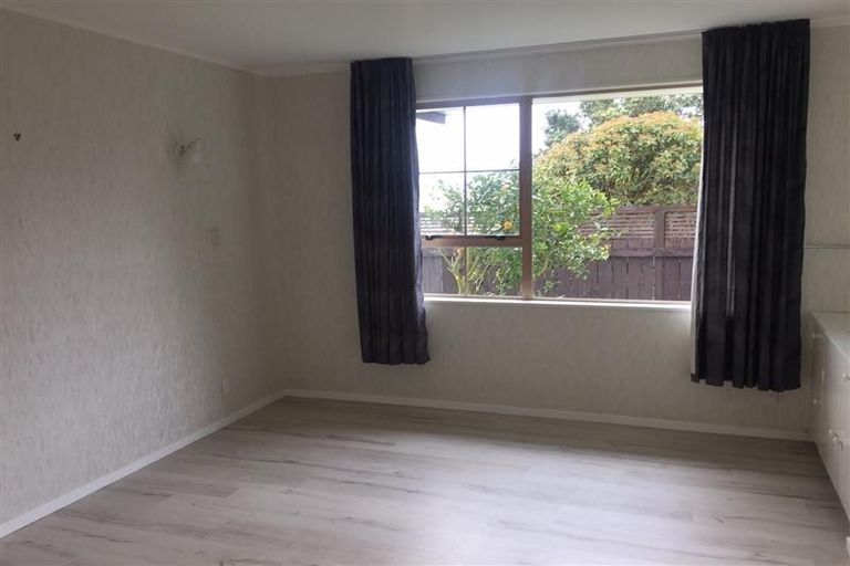 Photo of property in 2 Kilsyth Street, Karori, Wellington, 6012