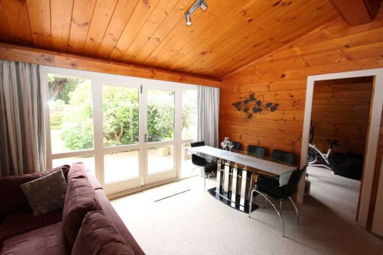 Photo of property in 28a Whanake Street, Titahi Bay, Porirua, 5022