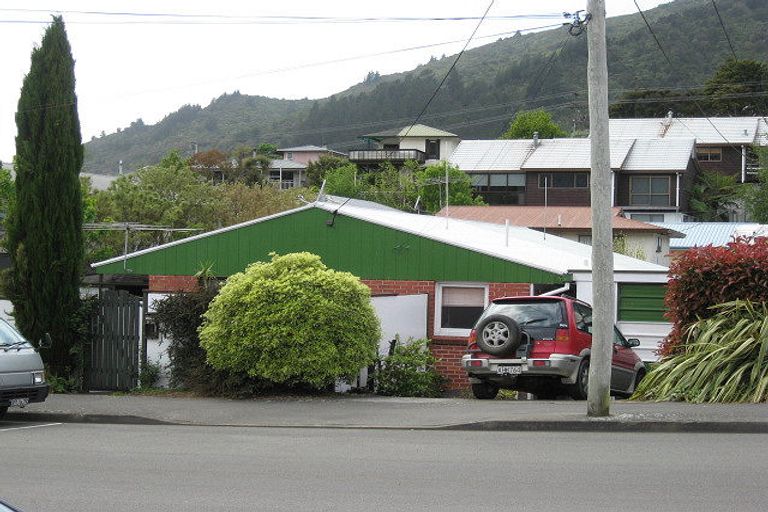 Photo of property in 82a Wellington Street, Picton, 7220