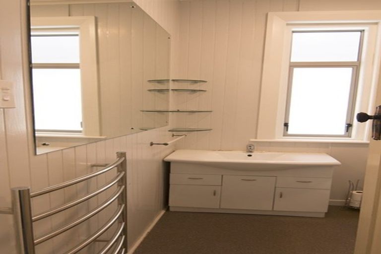 Photo of property in 17 Islington Street, North East Valley, Dunedin, 9010