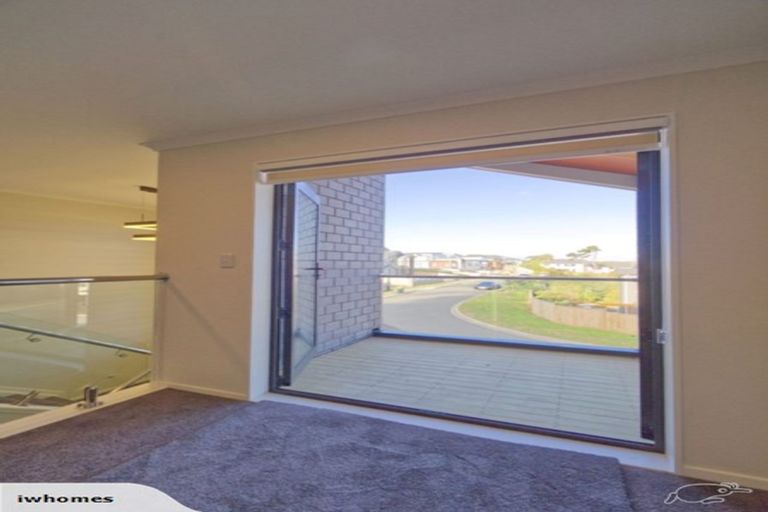 Photo of property in 23 Vazey Way, Hobsonville, Auckland, 0618