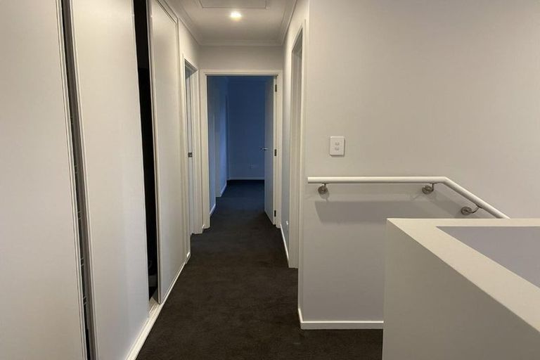 Photo of property in 5a Hinau Street, Tawa, Wellington, 5028