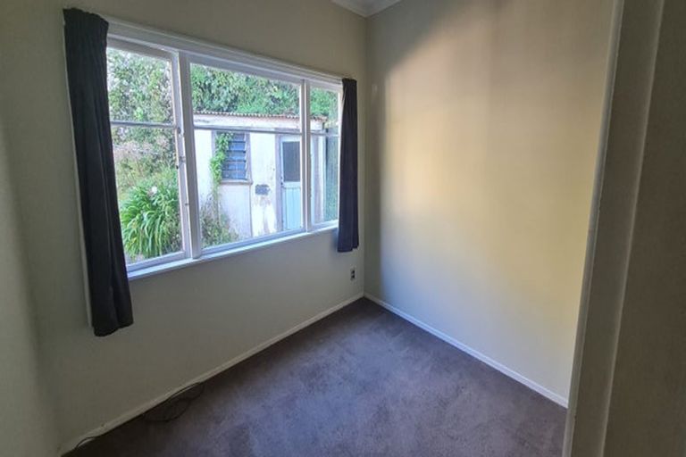 Photo of property in 36 Holloway Road, Aro Valley, Wellington, 6021