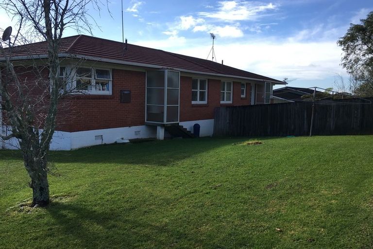 Photo of property in 1/7 Larne Avenue, Pakuranga Heights, Auckland, 2010
