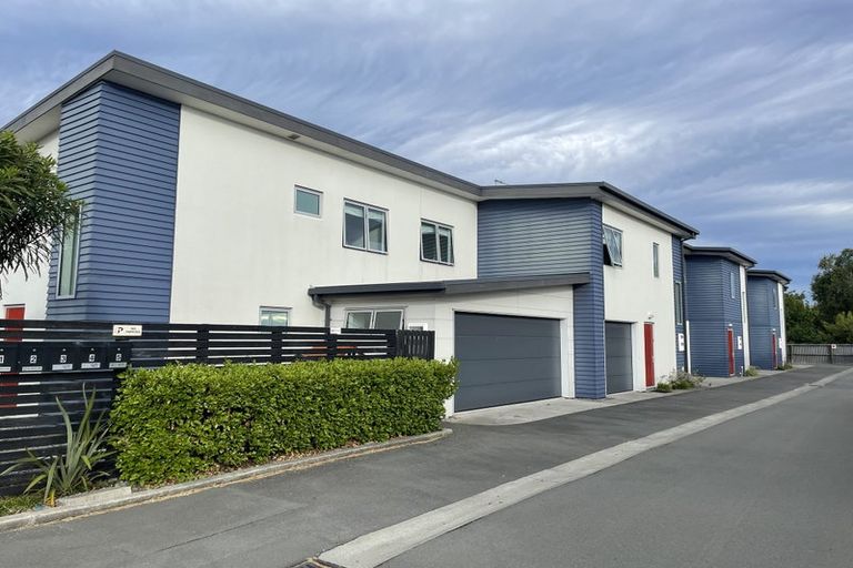 Photo of property in 200 Lincoln Road, Addington, Christchurch, 8024