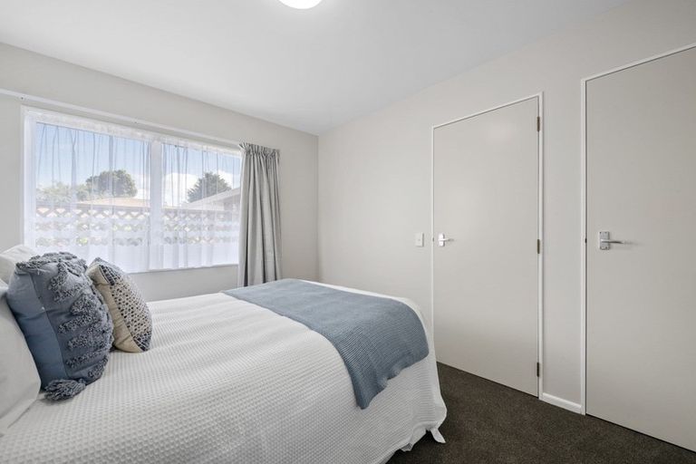 Photo of property in 2/29 Lane Street, Wallaceville, Upper Hutt, 5018