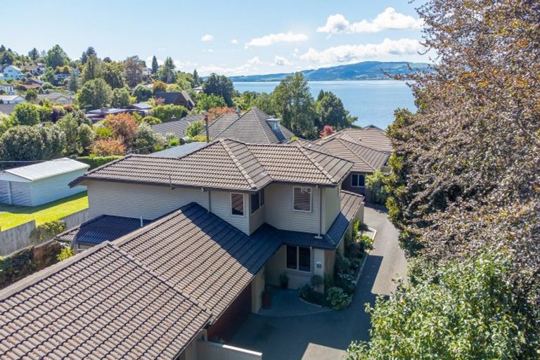 Photo of property in 117b Kawaha Point Road, Kawaha Point, Rotorua, 3010
