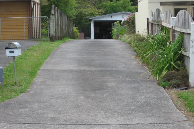 Photo of property in 49 Castleford Street, Green Bay, Auckland, 0604