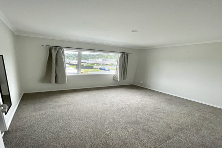 Photo of property in 1359 High Street, Taita, Lower Hutt, 5011