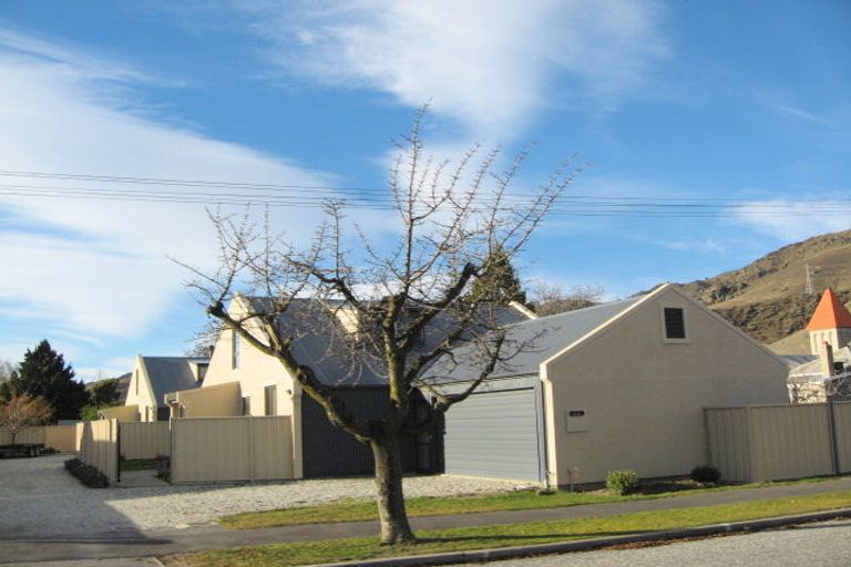 Photo of property in 27 Inniscort Street, Cromwell, 9310