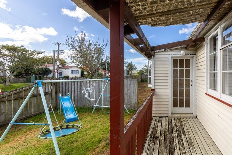 Photo of property in 82 Harris Street, Huntly, 3700