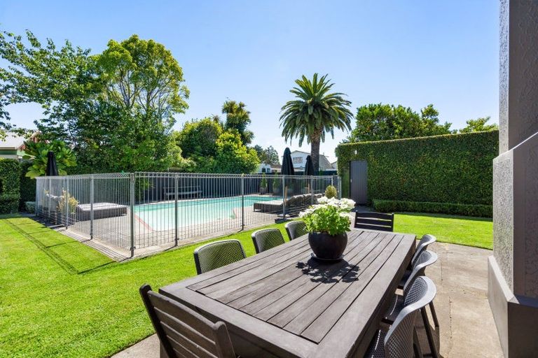 Photo of property in 118a Vigor Brown Street, Napier South, Napier, 4110