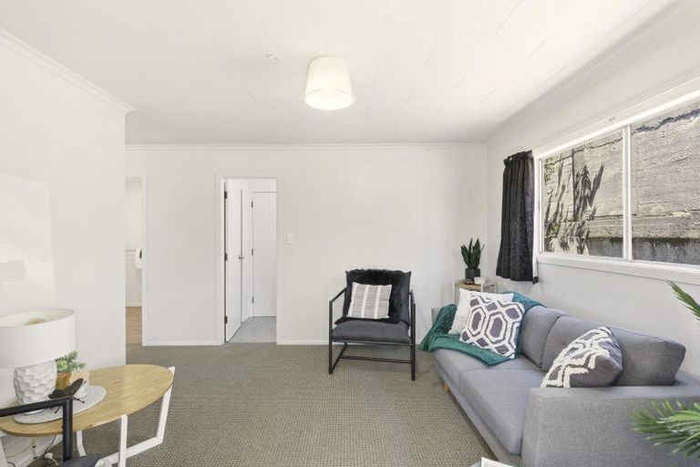 Photo of property in 1/24 Hori Street, Vogeltown, New Plymouth, 4310