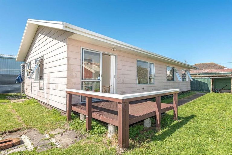 Photo of property in 48a Puriri Street, Gonville, Whanganui, 4501