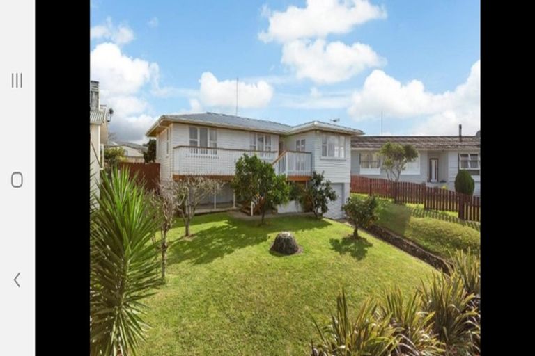 Photo of property in 16 Ogle Crescent, Te Kamo, Whangarei, 0112