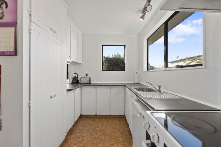 Photo of property in 2/12 Glengarry Place, Hilltop, Taupo, 3330