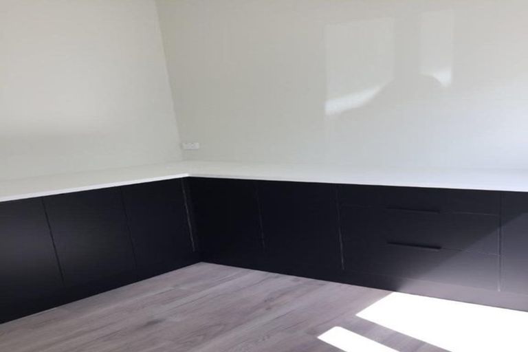 Photo of property in 31 Ascension Crescent, Orewa, 0931