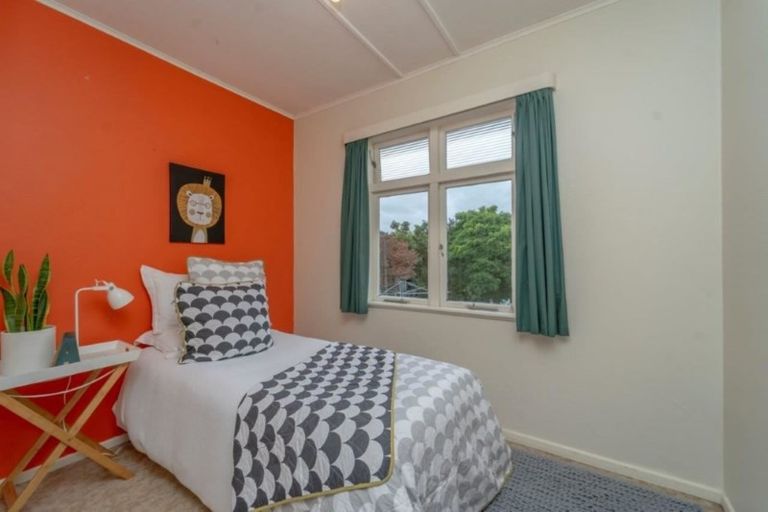 Photo of property in 16 Second Street, Lansdowne, Masterton, 5810