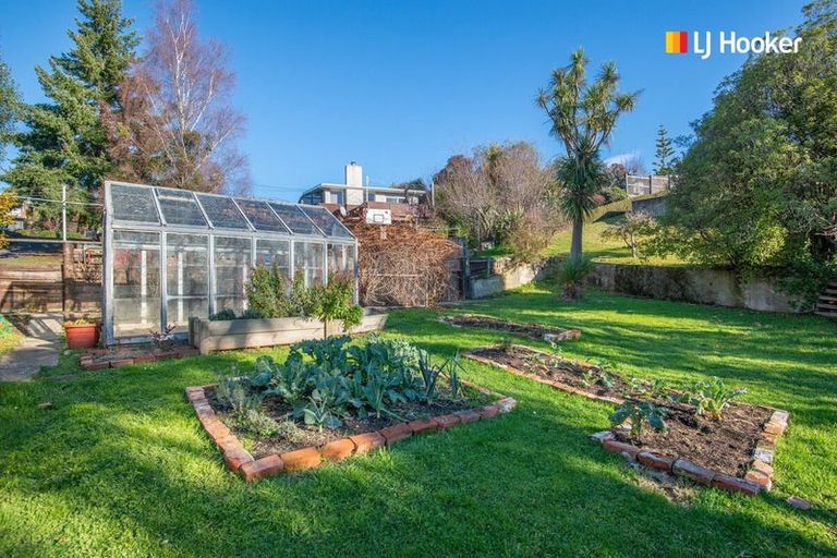 Photo of property in 3 Martin Road, Fairfield, Dunedin, 9018