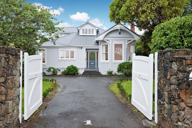 Photo of property in 1/37 Fairview Road, Mount Eden, Auckland, 1024