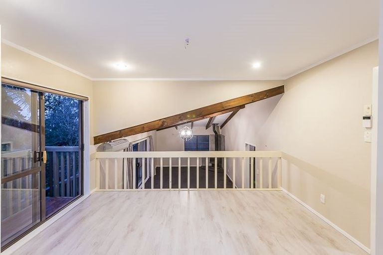 Photo of property in 1/12 Bedford Street, Te Atatu South, Auckland, 0610