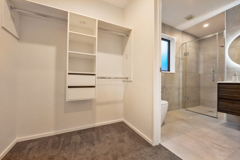 Photo of property in 7 Kaimai Avenue, Massey, Auckland, 0614