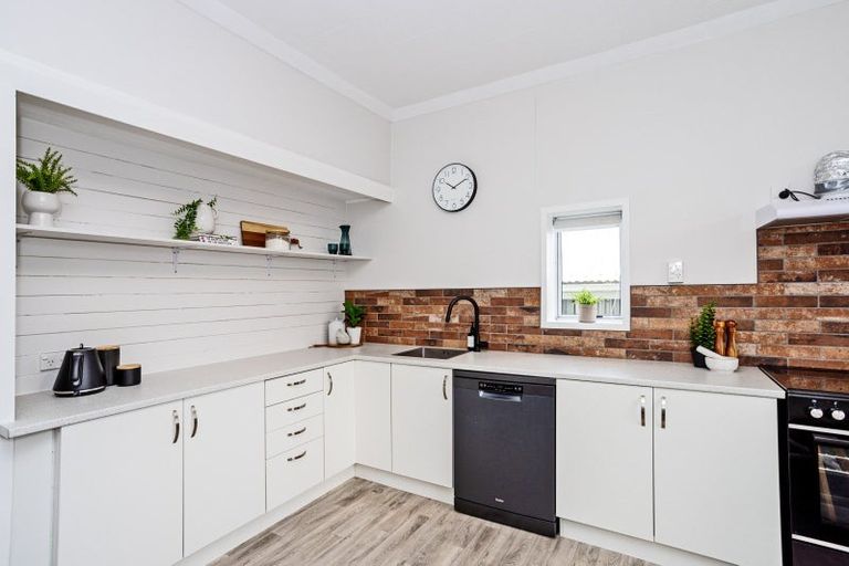 Photo of property in 54 Princes Street, Georgetown, Invercargill, 9812