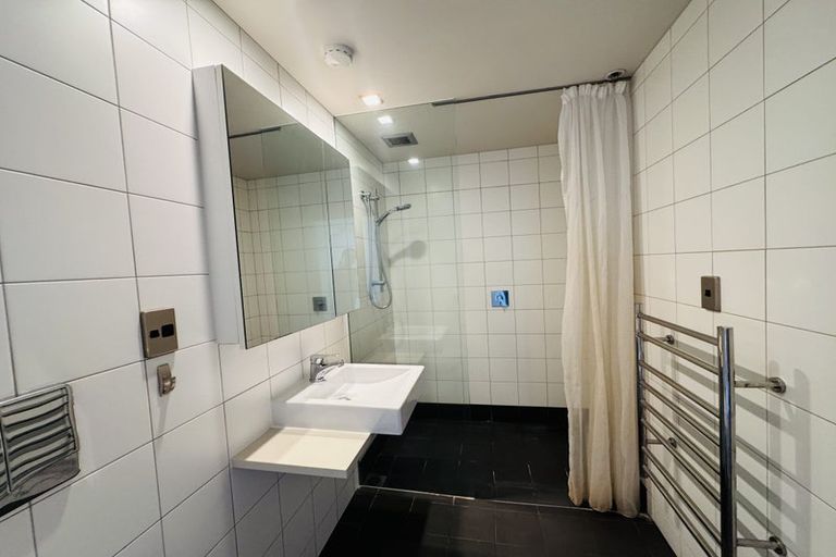 Photo of property in The Wellington Suites, 585/233 Cuba Street, Te Aro, Wellington, 6011