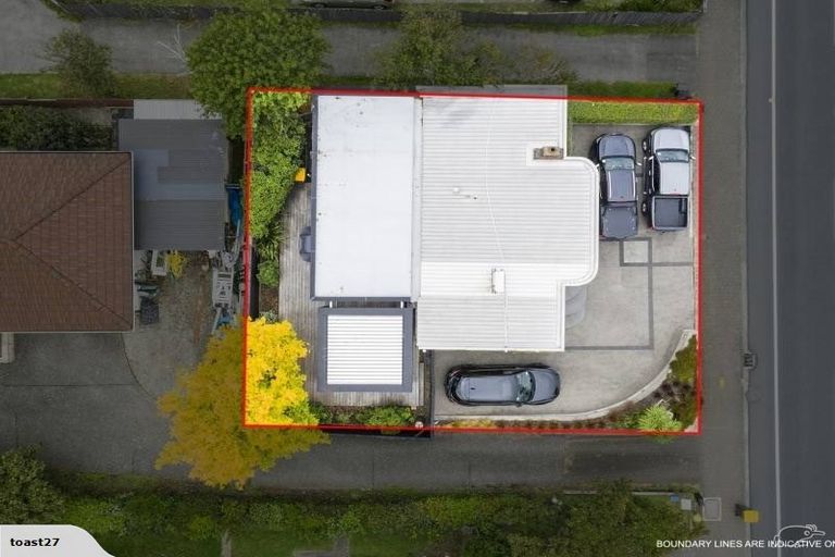 Photo of property in 2/27 Taharoto Road, Takapuna, Auckland, 0622