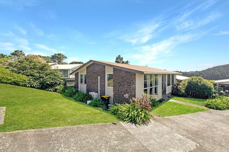 Photo of property in 61 Cunliffe Street, Churton Park, Wellington, 6037