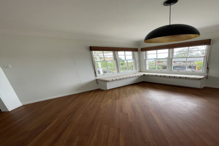 Photo of property in 12 Dowling Place, Pakuranga, Auckland, 2010