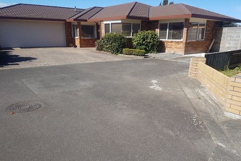 Photo of property in 712b Pioneer Highway, Takaro, Palmerston North, 4412