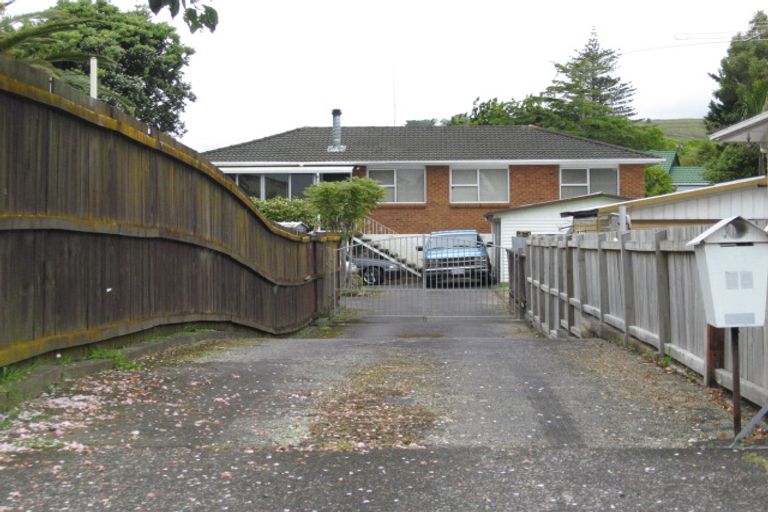 Photo of property in 15 Ashcroft Avenue, Mangere Bridge, Auckland, 2022