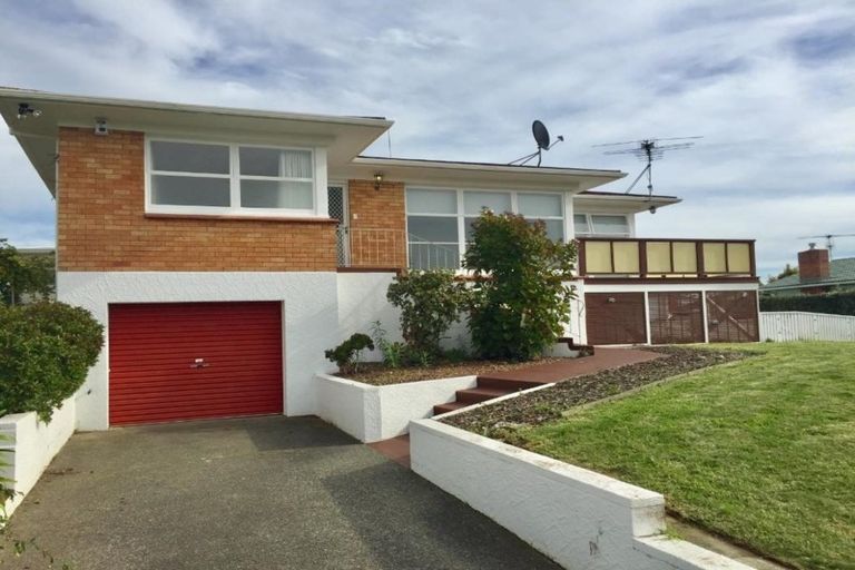 Photo of property in 9 Patricia Place, Hillpark, Auckland, 2102