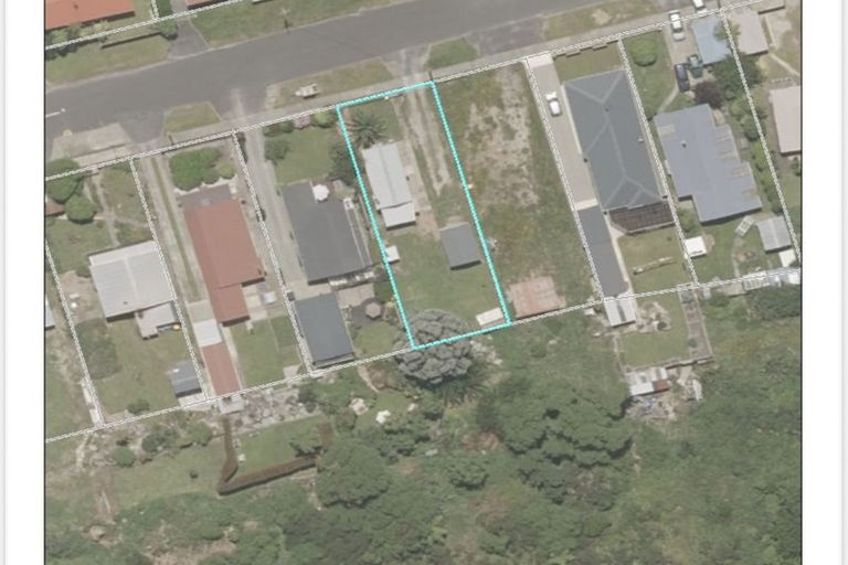 Photo of property in 12 Forbes Street, Westport, 7825