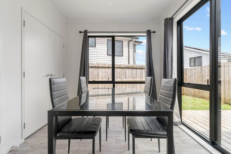 Photo of property in 9/16 Russell Road, Manurewa, Auckland, 2102