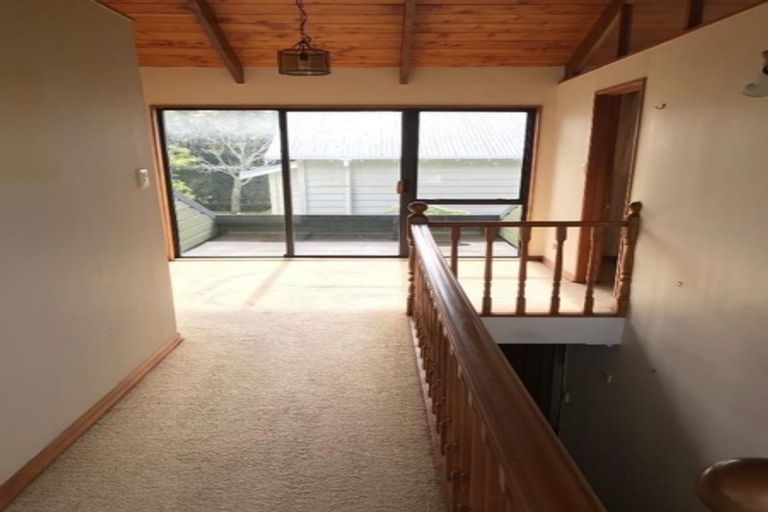 Photo of property in 1/20a Old Lake Road, Narrow Neck, Auckland, 0622