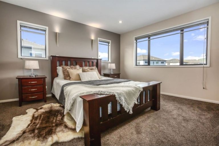 Photo of property in 141 Te Puia Drive, Aotea, Porirua, 5024