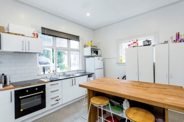 Photo of property in 34 Bank Street, North East Valley, Dunedin, 9010