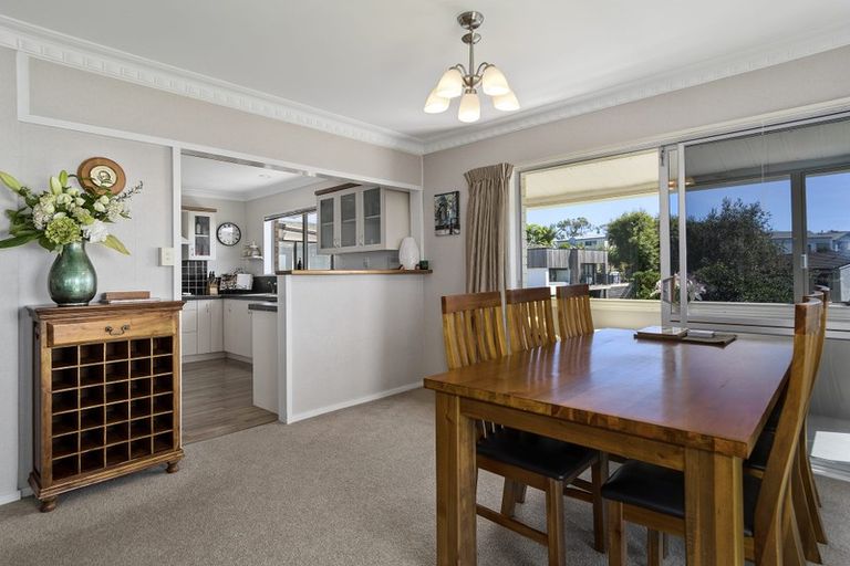 Photo of property in 42 Whitaker Street, Otumoetai, Tauranga, 3110