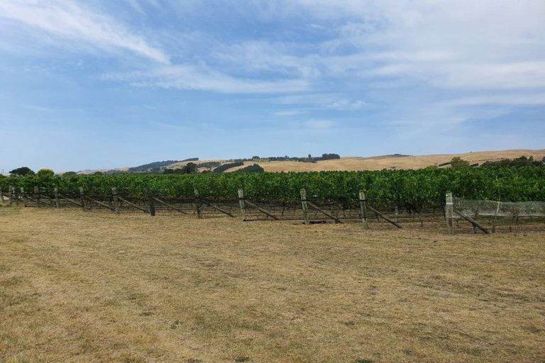 Photo of property in 3760 State Highway 50, Maraekakaho, 4171