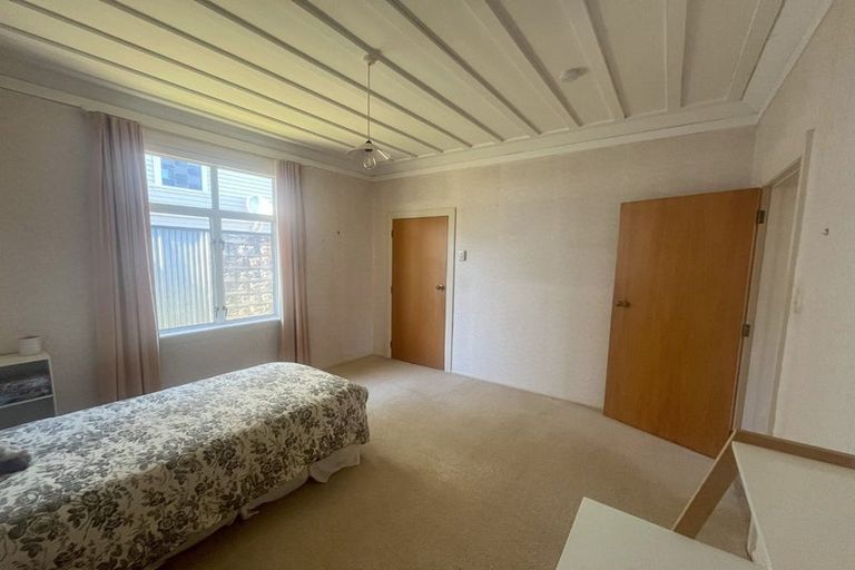 Photo of property in 5 Sanders Avenue, Westown, New Plymouth, 4310