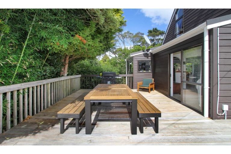Photo of property in 1/36 James Street, Bayview, Auckland, 0629
