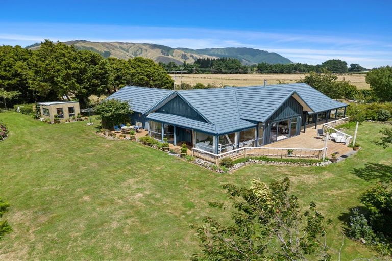 Photo of property in 115a Arcus Road, Te Horo, Otaki, 5582